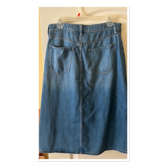 Brand New Never Used size 8 midi jean skirt Old Navy - Picture 2 of 2